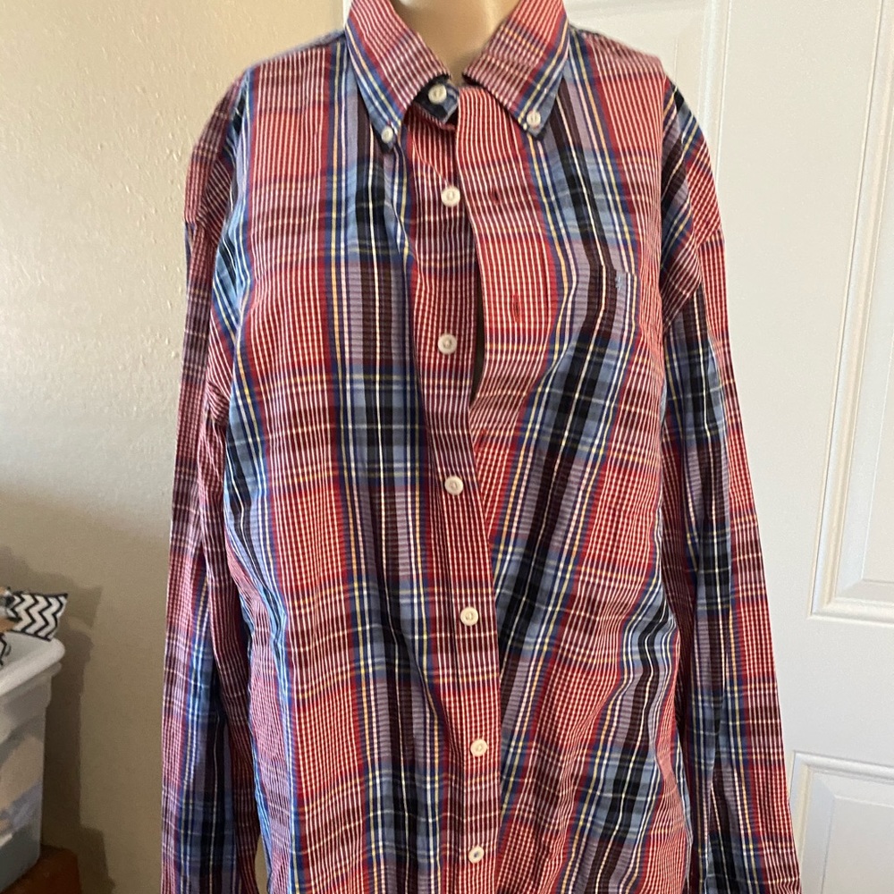 NWOT Izod shirt for men or women I would say.